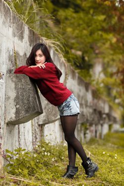 女人扒自已的荫道口